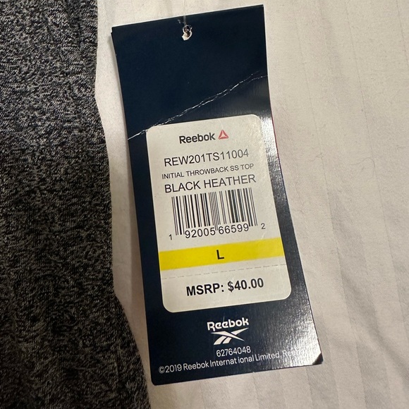 NWT Reebok Tee - Picture 5 of 5